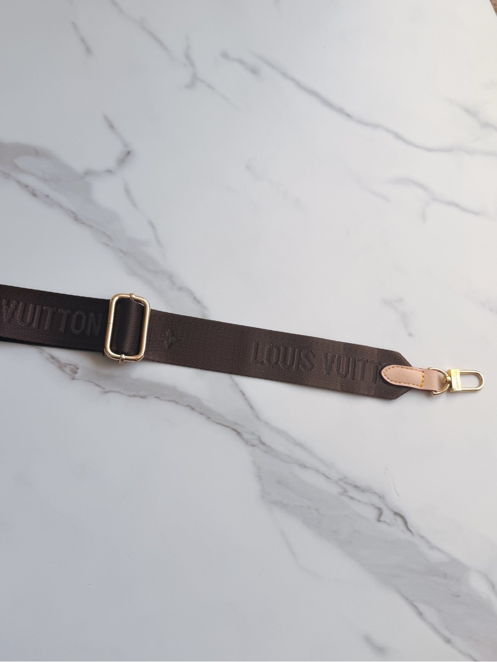 LV Designer Logo guitar Strap with Gold Hardware - Picture 4 of 8